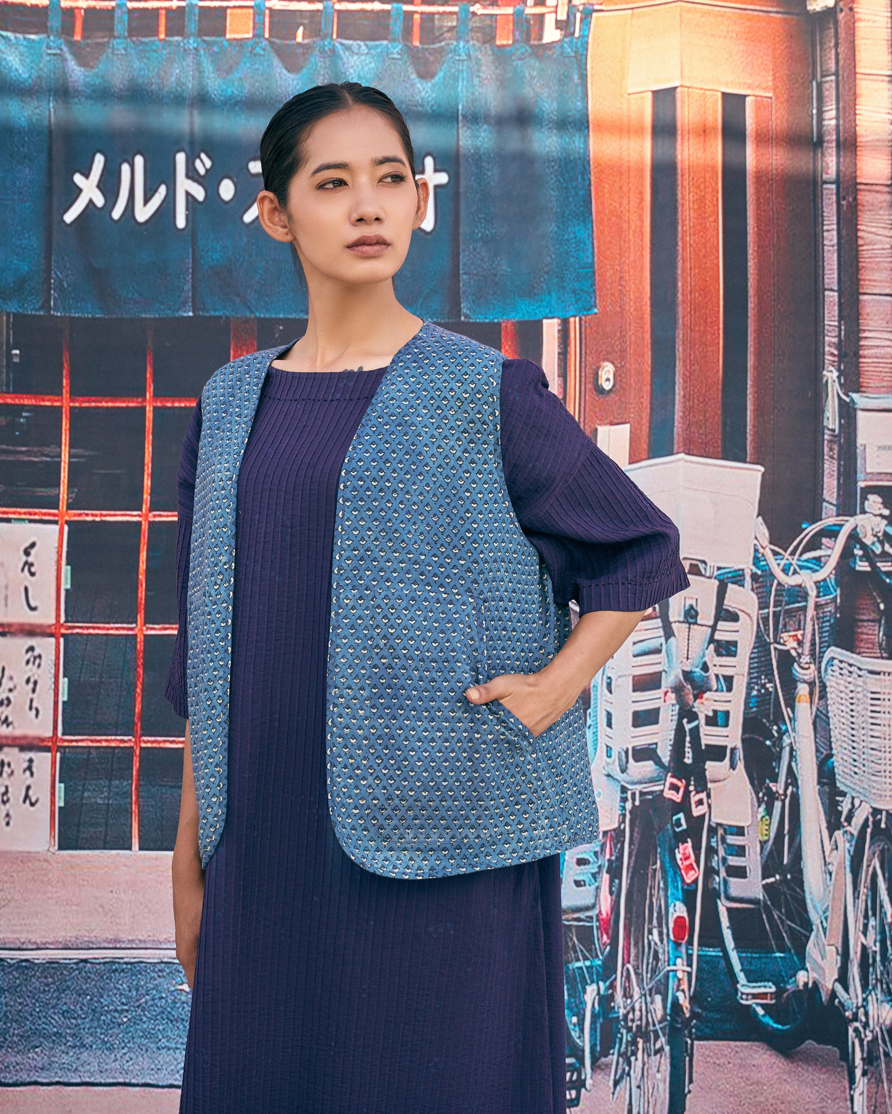 NABI VEST