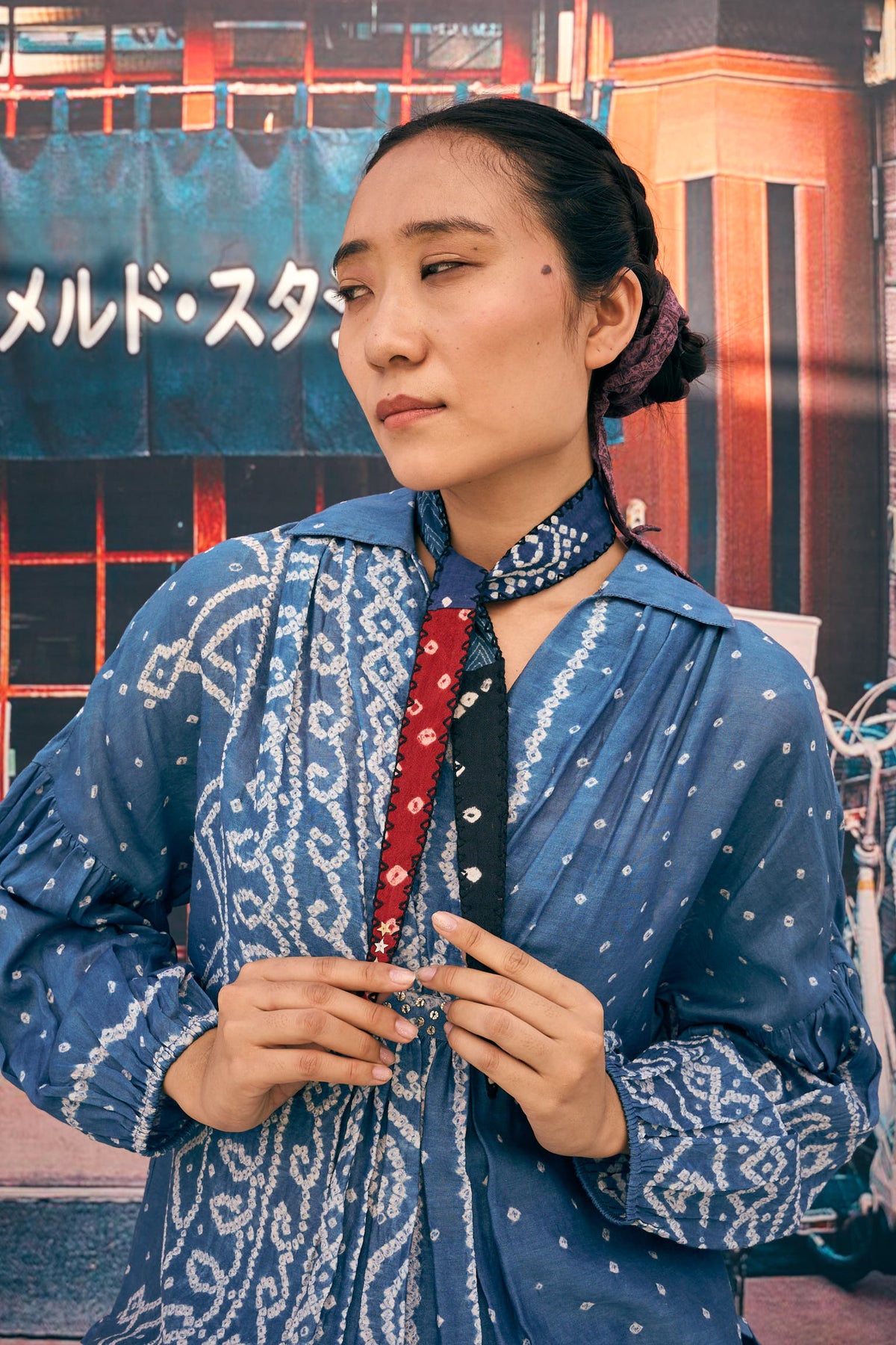 FUJI NECK SCARF