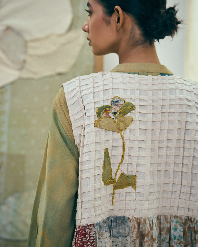 YORI TIE VEST